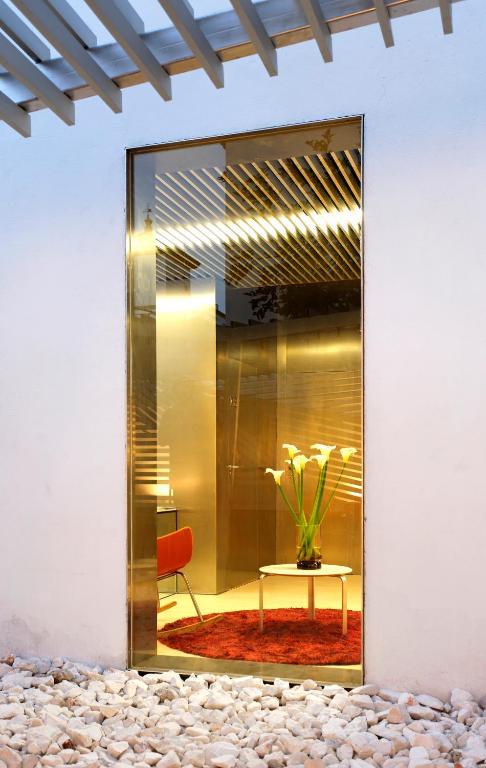 Boutique Hotel Holos Sevilla Exterior foto